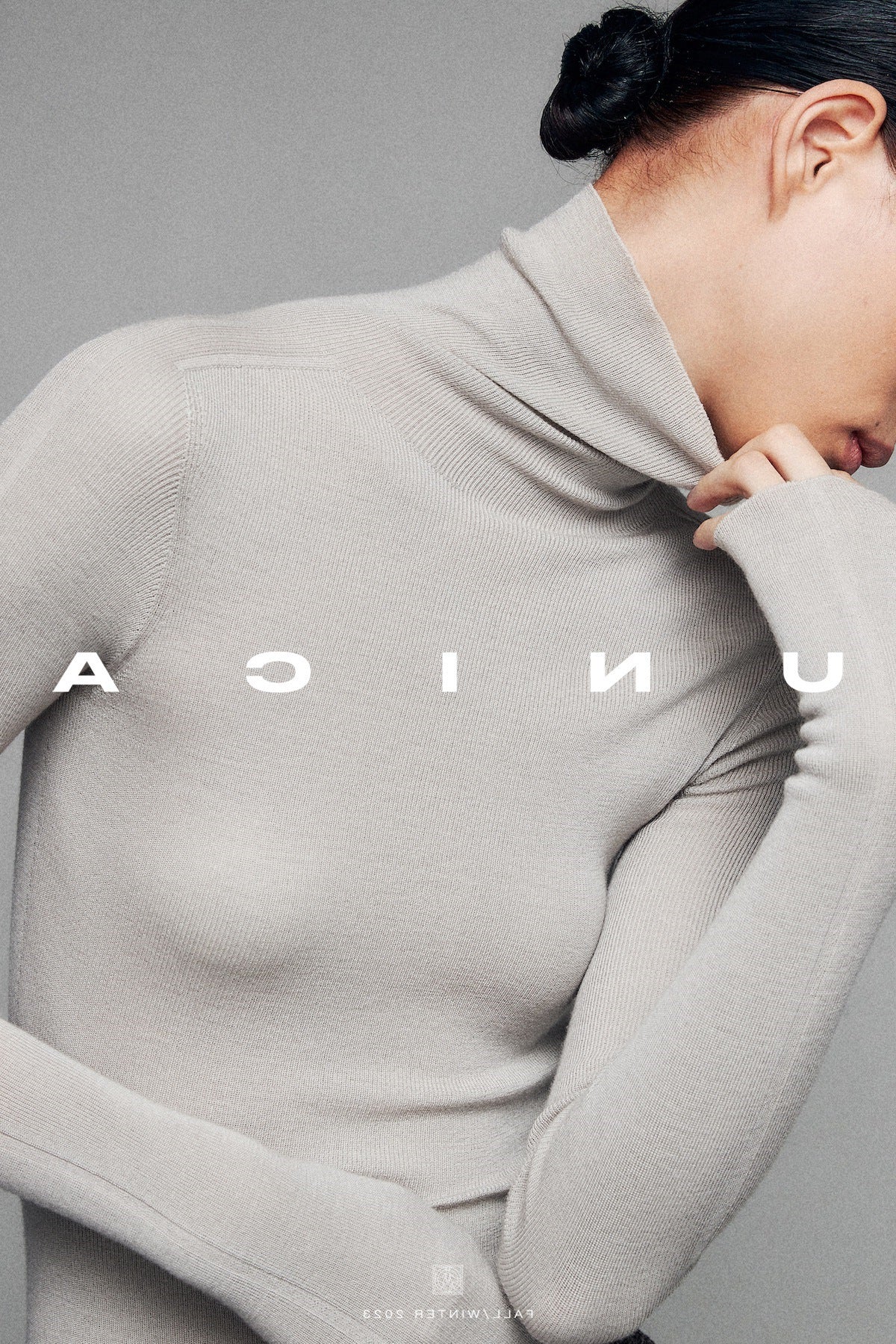 Italian Wool Seamless Knit Sweater