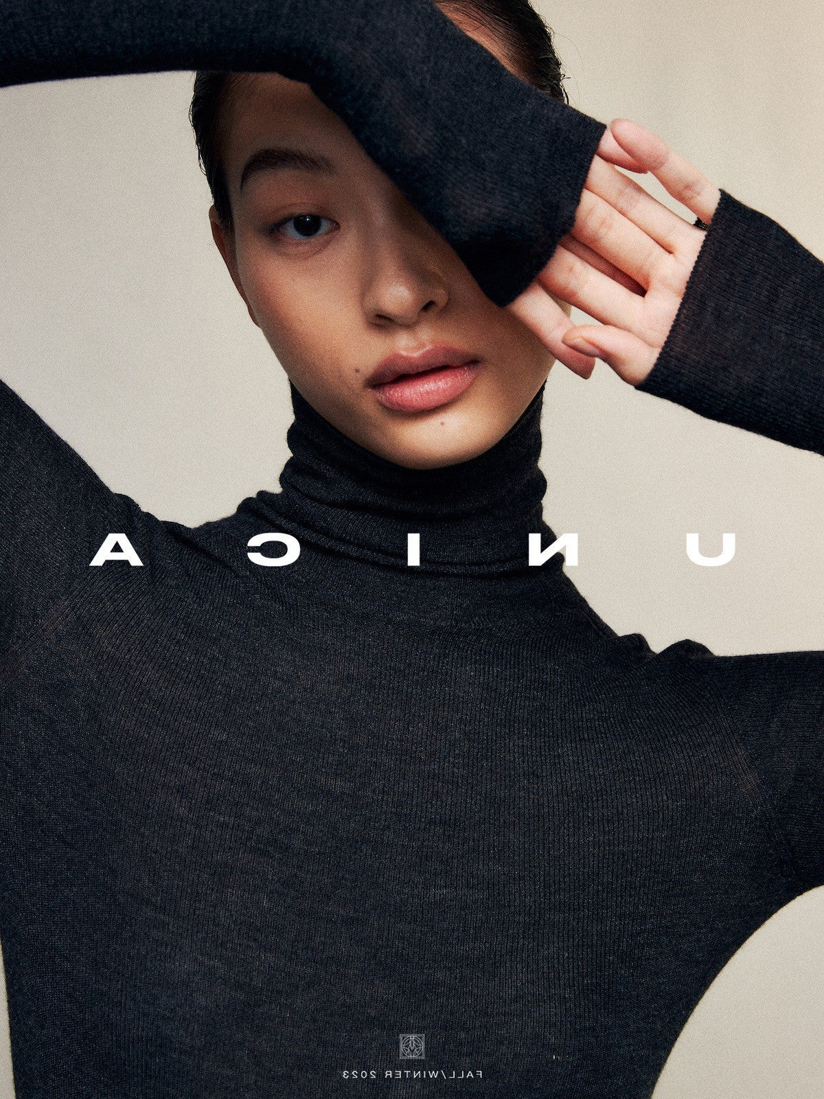 Italian Wool Seamless Knit Sweater