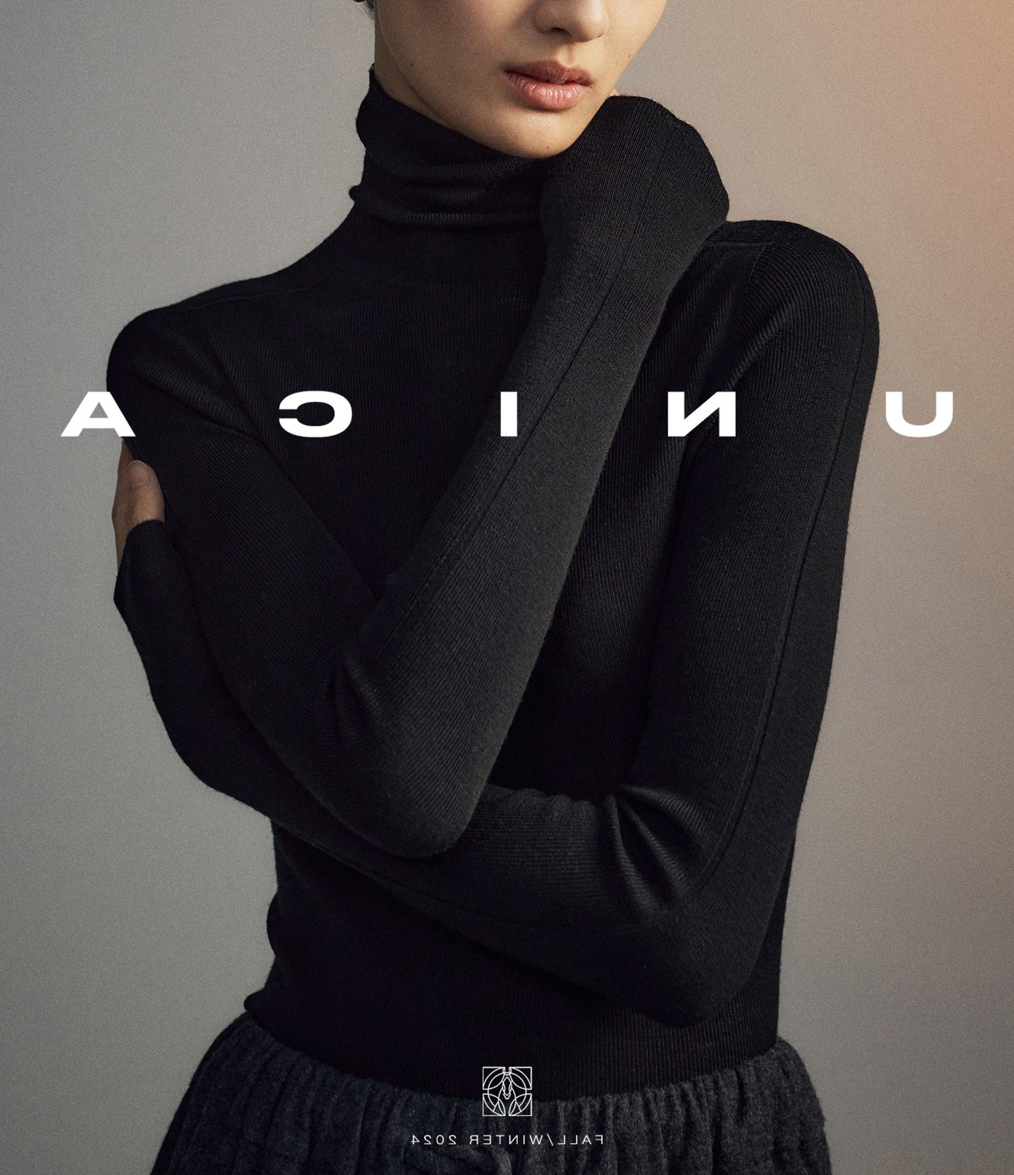 Italian Wool Seamless Knit Sweater