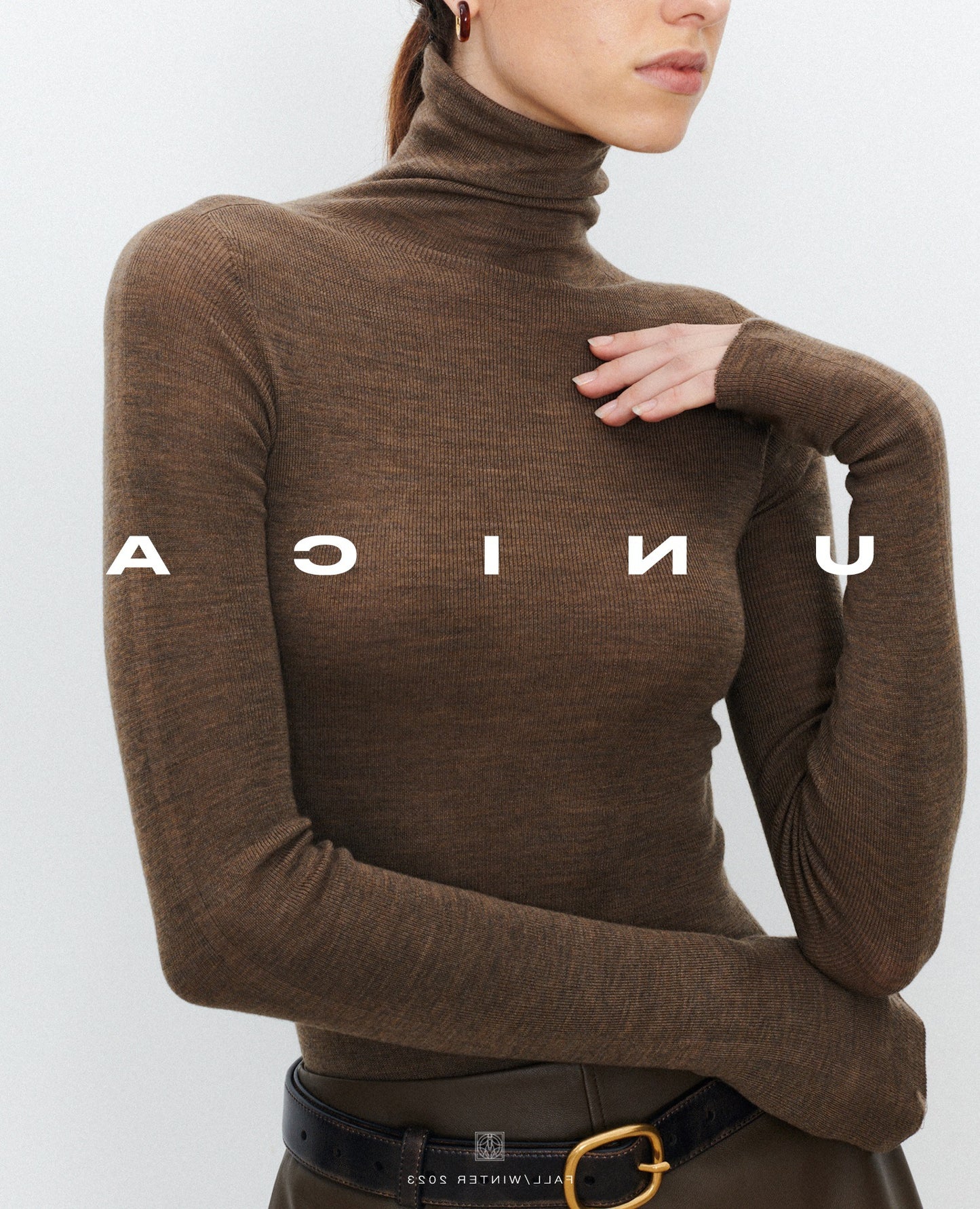 Italian Wool Seamless Knit Sweater
