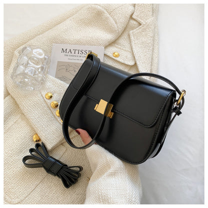 Single-shoulder crossbody bag, small square bag