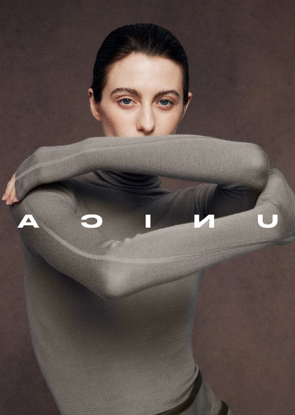 Italian Wool Seamless Knit Sweater