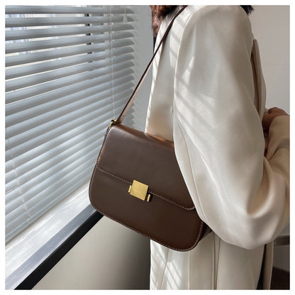 Single-shoulder crossbody bag, small square bag